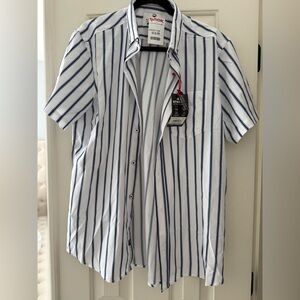 International Report NWT Men's Striped Button-Down Shirt